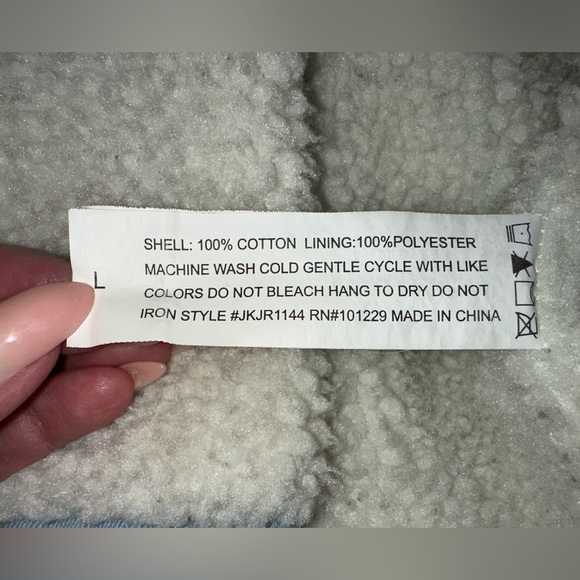 Ashley Vintage Charm Sherpa Lined Denim Jacket - Picture 5 of 8